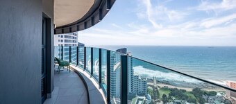 Lux Oceans 2 Bedroom Apartment in Umhlanga