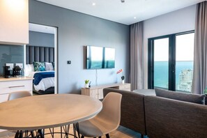 Dining - Oceans Umhlanga 2 Bedroom Accommodation (uMhlanga Rocks, KwaZulu-Natal)