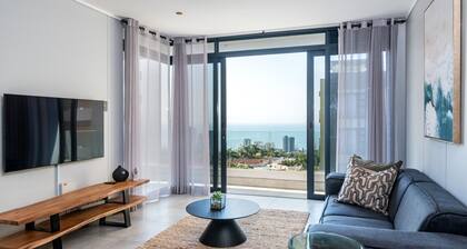 Luxury Bellagio 302 with Sea Views