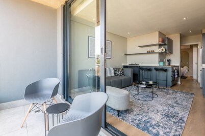 Stunning Slick 902 Florida Road