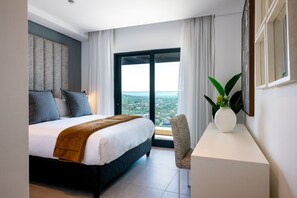 2 Schlafzimmer, Schreibtisch, Bügeleisen/Bügelbrett, kostenloses WLAN