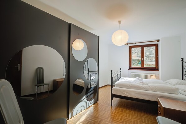 Departamento familiar, varias habitaciones (Ca Cornocc) | 1 habitación, wifi gratis y ropa de cama