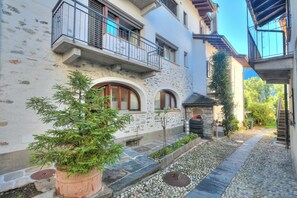 Exterior - Ca Cornocc (Gordola)