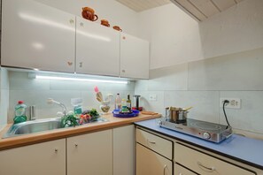 Standard Chalet, Multiple Bedrooms, Mountainside (Ca Contina) | Private kitchenette | Fridge, microwave, oven, stovetop - Ca Contina (Sonogno)