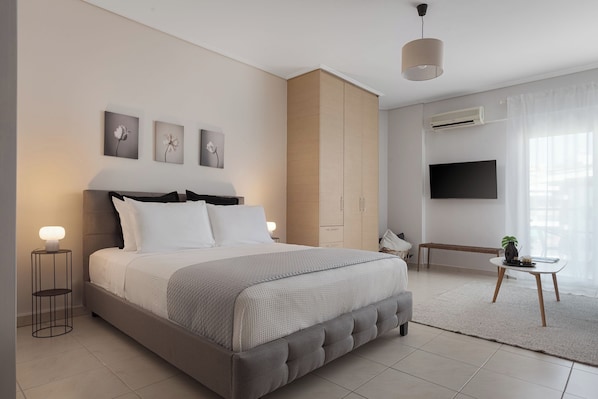 Deluxe Apartment, Balcony | 1 bedroom, Egyptian cotton sheets, premium bedding, memory foam beds - Athenian Comfort Apartments (Zografos)