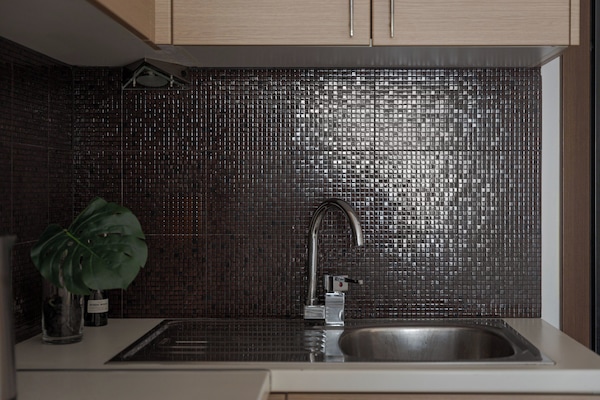 Deluxe Apartment, Balcony | Private kitchen