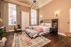 1 chambre, fer et planche à repasser, Wi-Fi, literie fournie