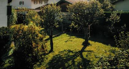 Haus mit Wunderschönem Ausblick und Garten