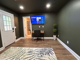 奢华平房, 3 间卧室, 厨房 | 3 多间卧室、办公桌、笔记本电脑工作区、熨斗/熨衣板