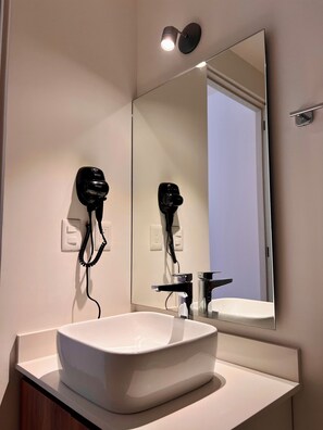 Hair dryer, towels, soap, toilet paper - New Studio p/2, pool, rooftop in Aldea Zama (Tulum)