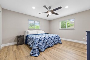 2 Schlafzimmer, Bügeleisen/Bügelbrett, Reisekinderbett, WLAN