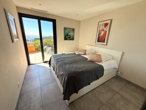 2 soverom, strykejern/-brett, wi-fi (inkludert) og sengetøy