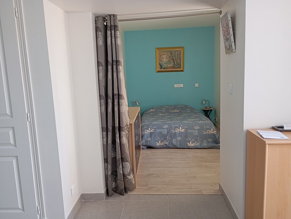 1 makuuhuone, silitysrauta/-lauta, vauvan matkasänky, ilmainen Wi-Fi