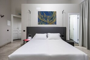 Minibar, caja de seguridad en la habitación y wifi gratis 