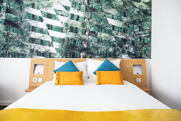 1 bedroom, in-room safe, iron/ironing board, free WiFi