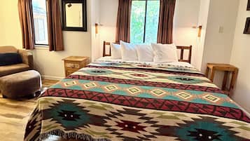 Deluxe Double Room, 1 King Bed, Private Bathroom | Laptop workspace, WiFi (free), individually furnished, bed sheets