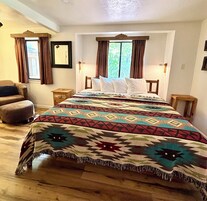 Deluxe Double Room, 1 King Bed, Private Bathroom | Laptop workspace, WiFi (free), individually furnished, bed sheets