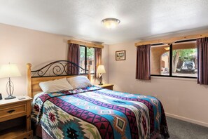 平房, 2 間臥室, 廚房 | 獨特裝修、手提電腦工作空間、免費 Wi-Fi、床單