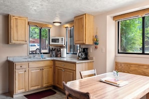 Cottage, 2 chambres, cuisine | Cuisine privée