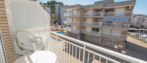 Appartamento, 1 camera da letto, balcone, vista città | Terrazza/patio