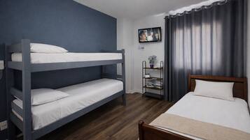 2 slaapkamers, een strijkplank/strijkijzer, gratis wifi