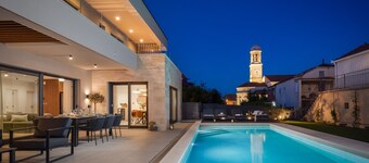 Villa Prima Lux