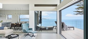 Coastal Luxury & stunning sea views over Torbay