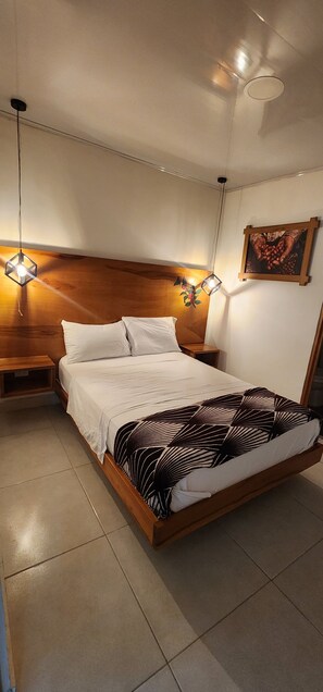 Single Room | Desk, laptop workspace, free WiFi - Hotel Boutique Ancestral (Sevilla)