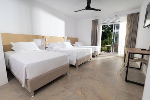 Free WiFi, bed sheets