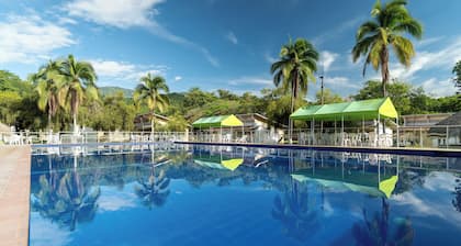 Hotel Las Palmeras