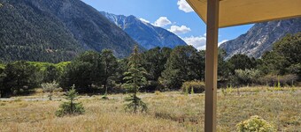 The Cabin - just what you need for a mountain get-a-way!