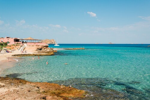 Exclusive Luxury Villa with Stunning Sea Views & Walking Distance to Cala Conta