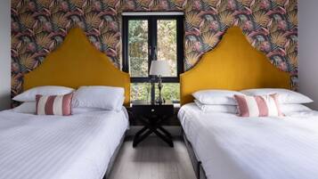 5 Schlafzimmer, Bügeleisen/Bügelbrett, kostenloses WLAN, Bettwäsche