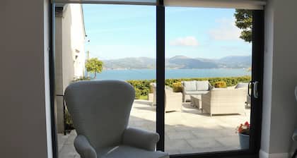 Pandora's Cottage: Experience a Luxurious Irish Escape with Tranquility Ireland