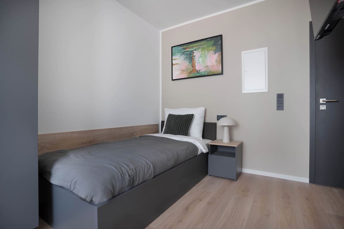 1 habitación, wifi gratis y ropa de cama