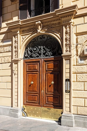 Front of property - Risorgimento 9 - Guest House (Rome)