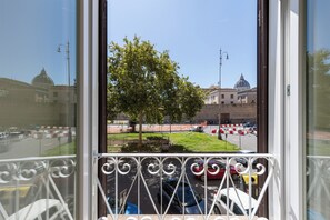 In-room safe, desk, soundproofing, iron/ironing board - Risorgimento 9 - Guest House (Rome)