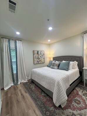 2 sovrum, strykjärn/strykbräda, gratis wi-fi och sängkläder