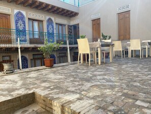 Terrace/patio - Family Guest House Mahbubakhon (Bukhara)