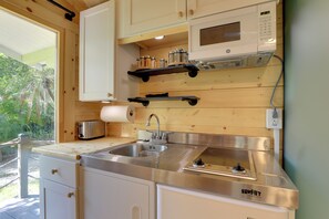 Fridge, microwave, coffee/tea maker, toaster - Waterfront Studio < 1 Mi to Downtown Bradenton! (Bradenton)
