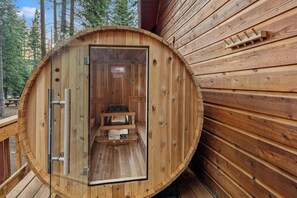 Sauna - Tahoe Cabin Hot Tub Sauna (Tahoe Vista)