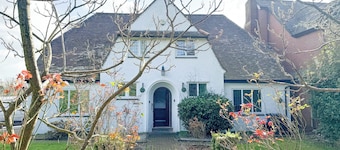 Large 8 Bedroom House in Edgbaston