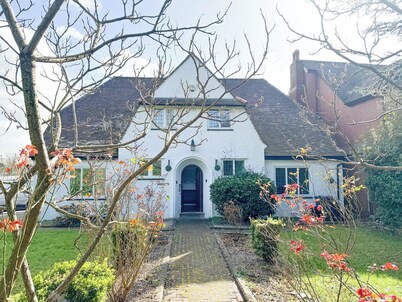 Large 8 Bedroom House in Edgbaston