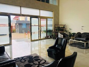 Interior entrance - Pave Hotel and Suites (Abuja)