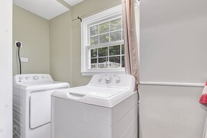 Laundry - Near Arsenal American Oasis 2 units (Huntsville)