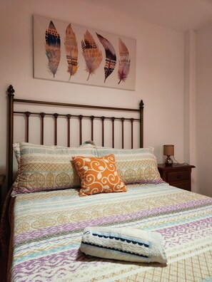 1 bedroom, iron/ironing board, travel cot, free WiFi