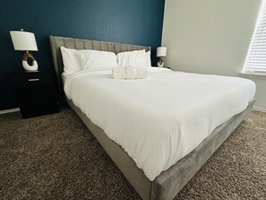 Luksus-hus - ikke-ryger | 4 soveværelser, skrivebord, arbejdsområde til bærbare computere