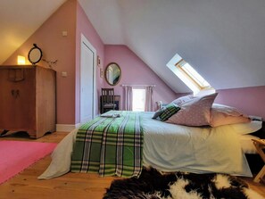 1 bedroom, free WiFi, bed sheets - Hen Ffermdy, Aberaeron (Bethania)
