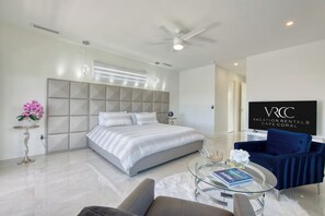 4 habitaciones, tabla de planchar con plancha y wifi gratis 