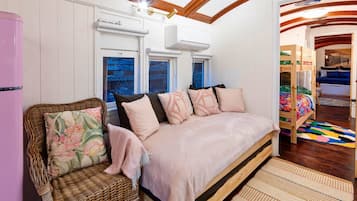 2 bedrooms, desk, travel crib, free WiFi